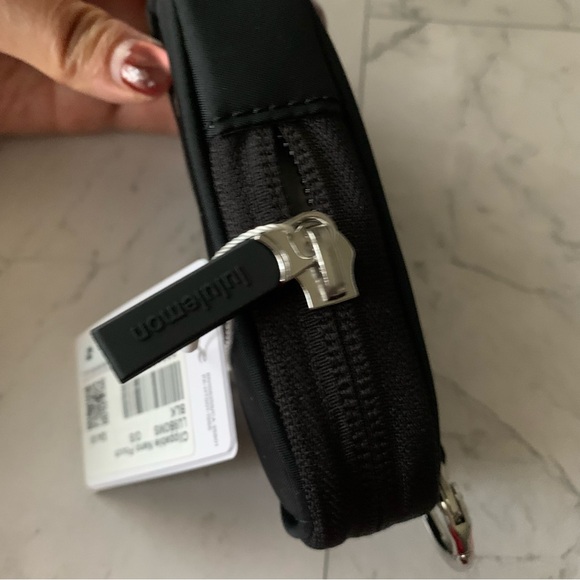 New Lululemon Clippable Nano Pouch Keychain Belt Loop - Picture 2 of 4